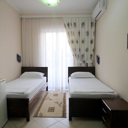 Elena Hotel Sarande Exterior photo
