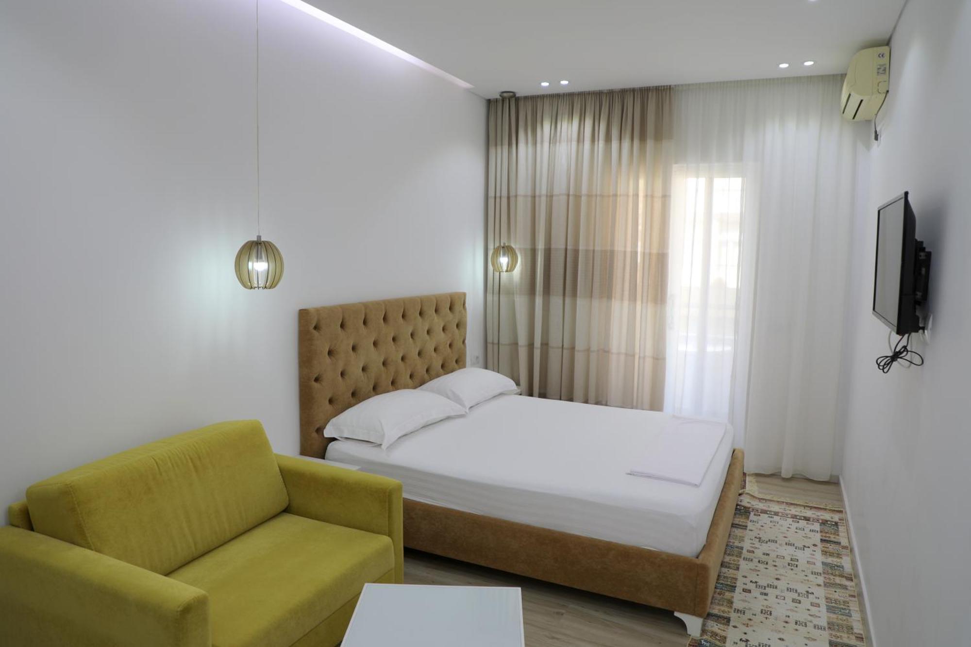 Elena Hotel Sarande Exterior photo