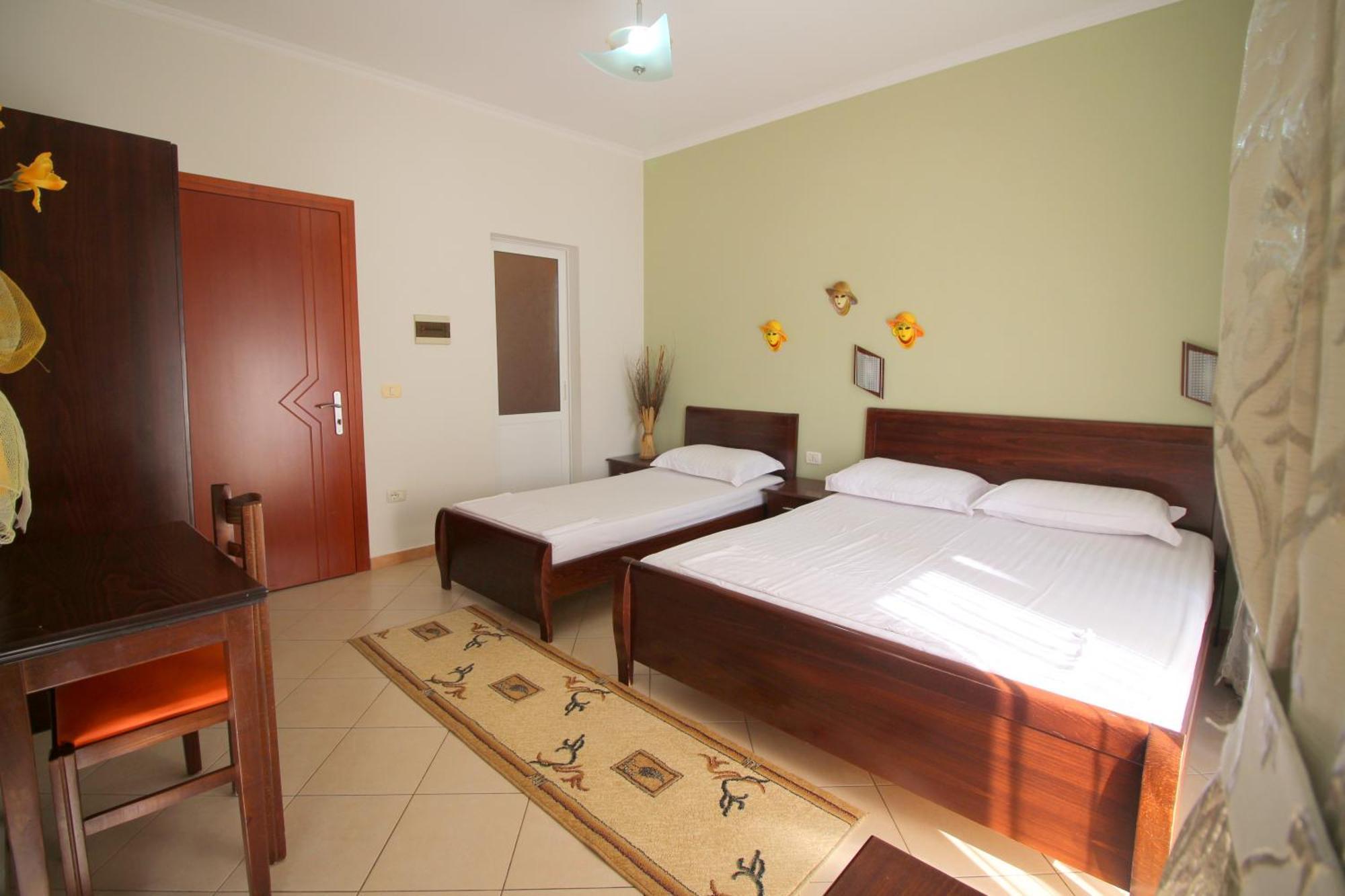 Elena Hotel Sarande Exterior photo