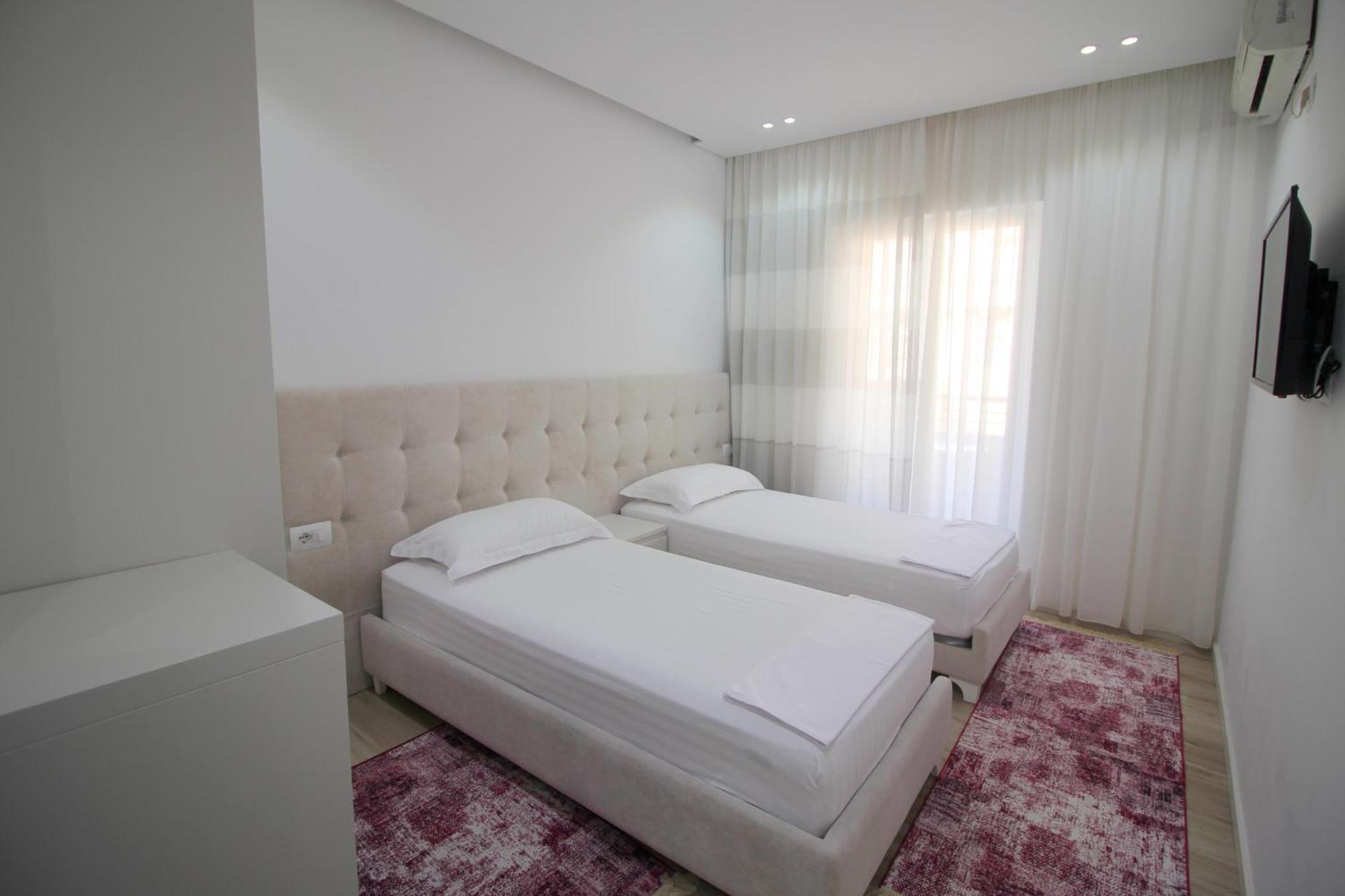 Elena Hotel Sarande Exterior photo