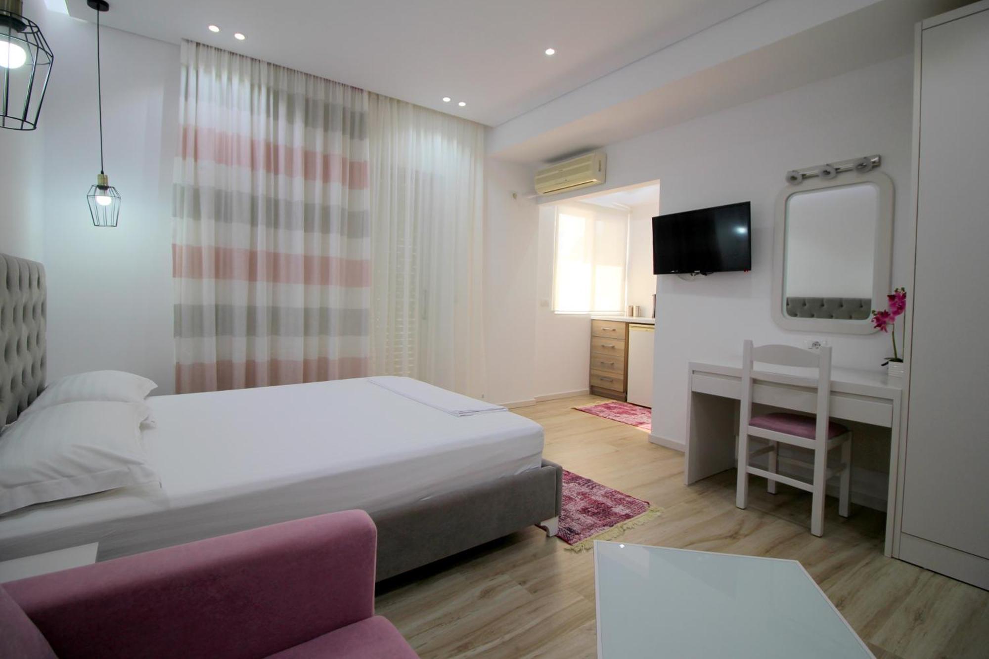 Elena Hotel Sarande Exterior photo