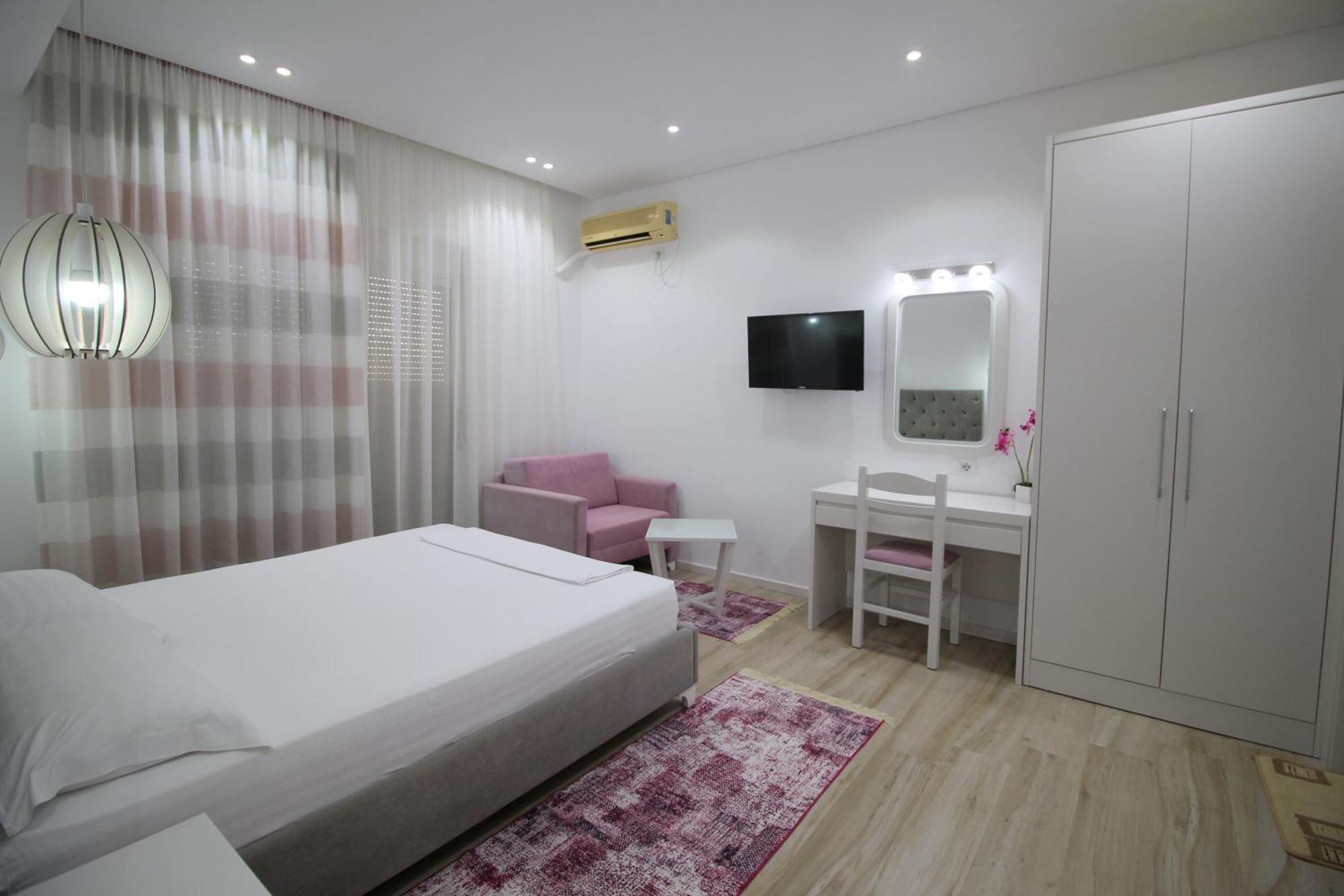 Elena Hotel Sarande Exterior photo